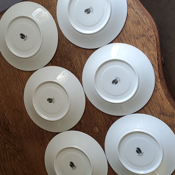 Liling Brocade Blue and Pink Set of 5 Tea Cups and 6 Saucers - Picture 7 of 16